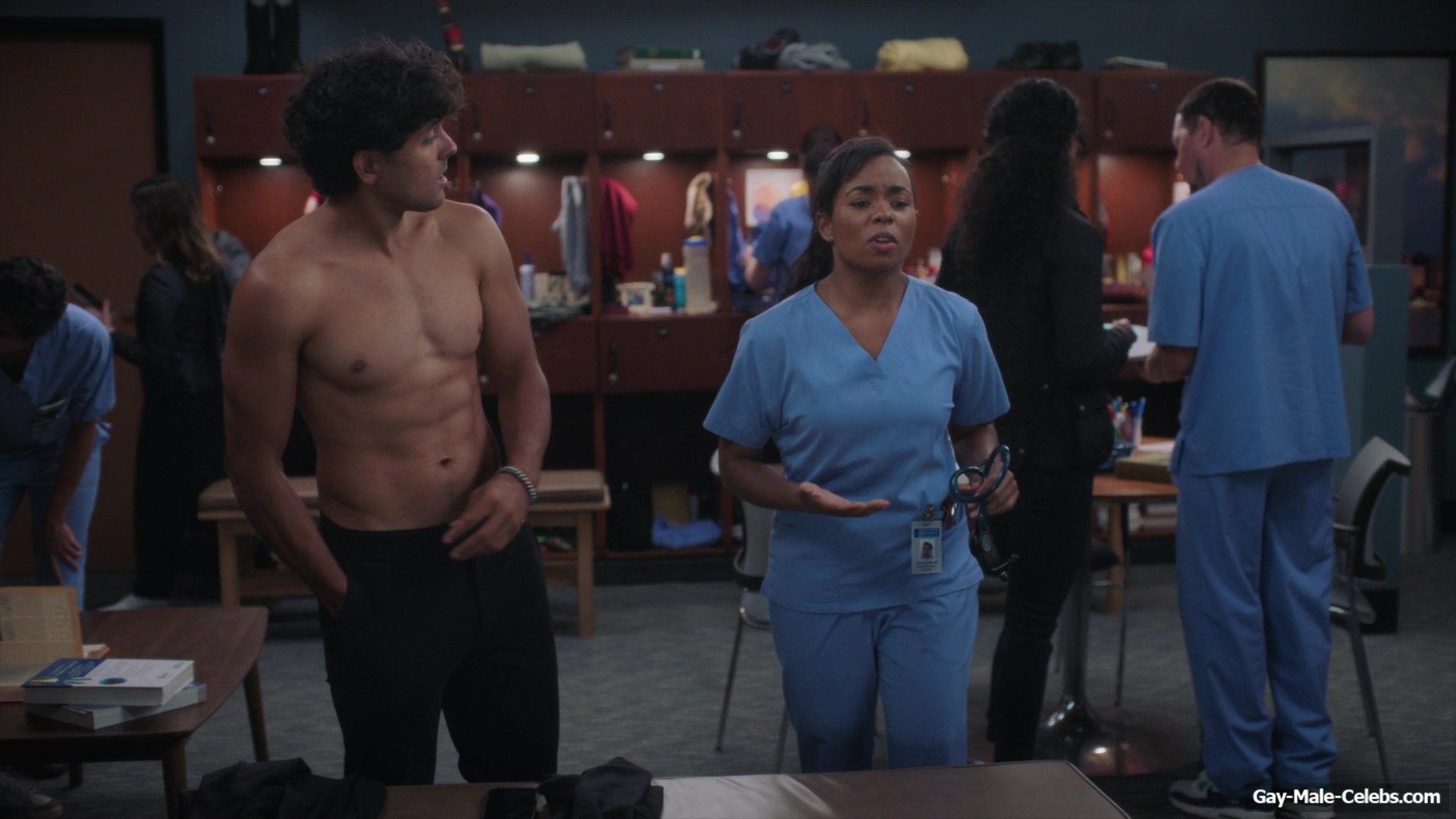 Niko Terho Shirtless And Sexy In Grey's Anatomy
