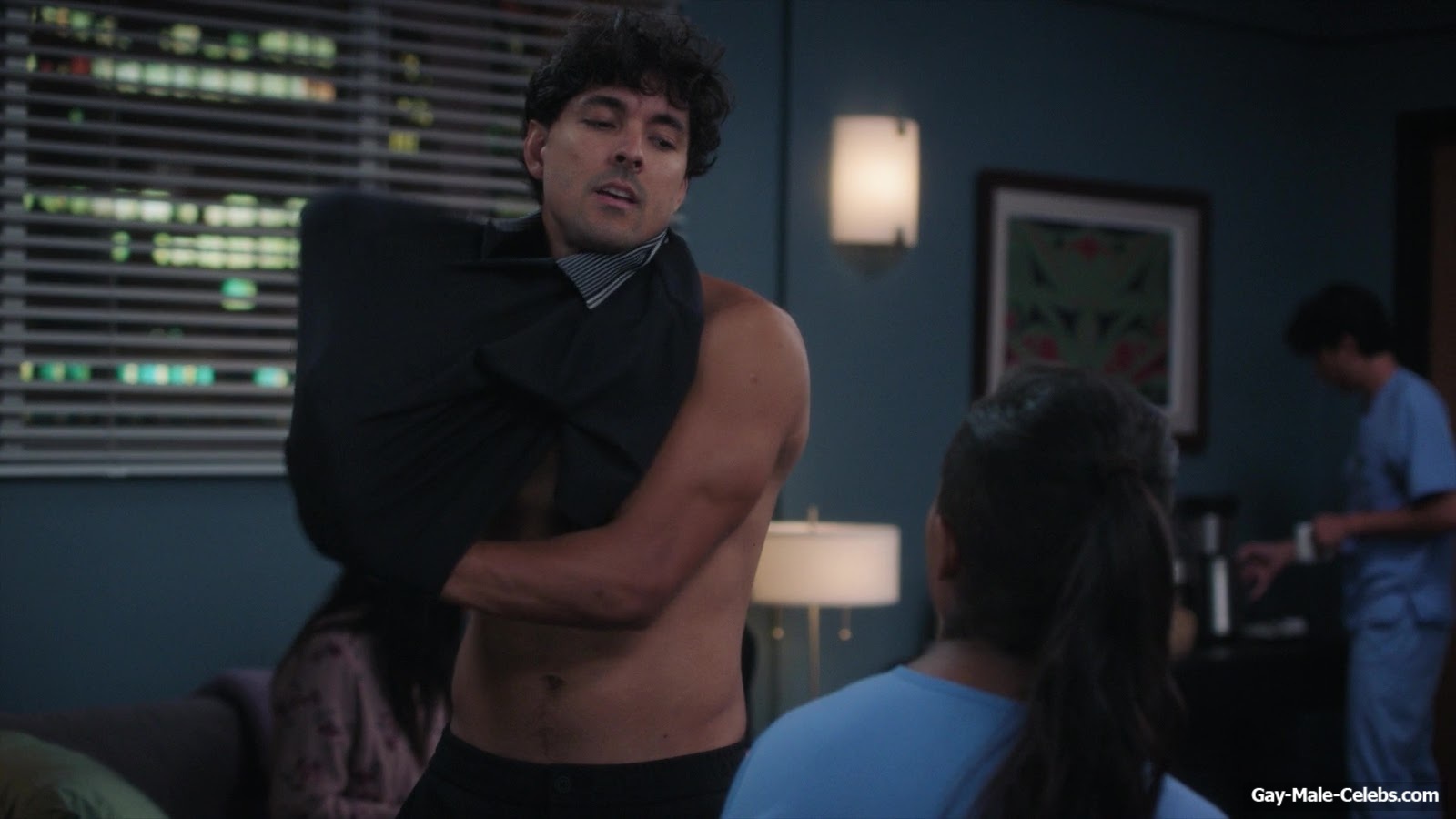 Niko Terho Shirtless And Sexy In Grey's Anatomy