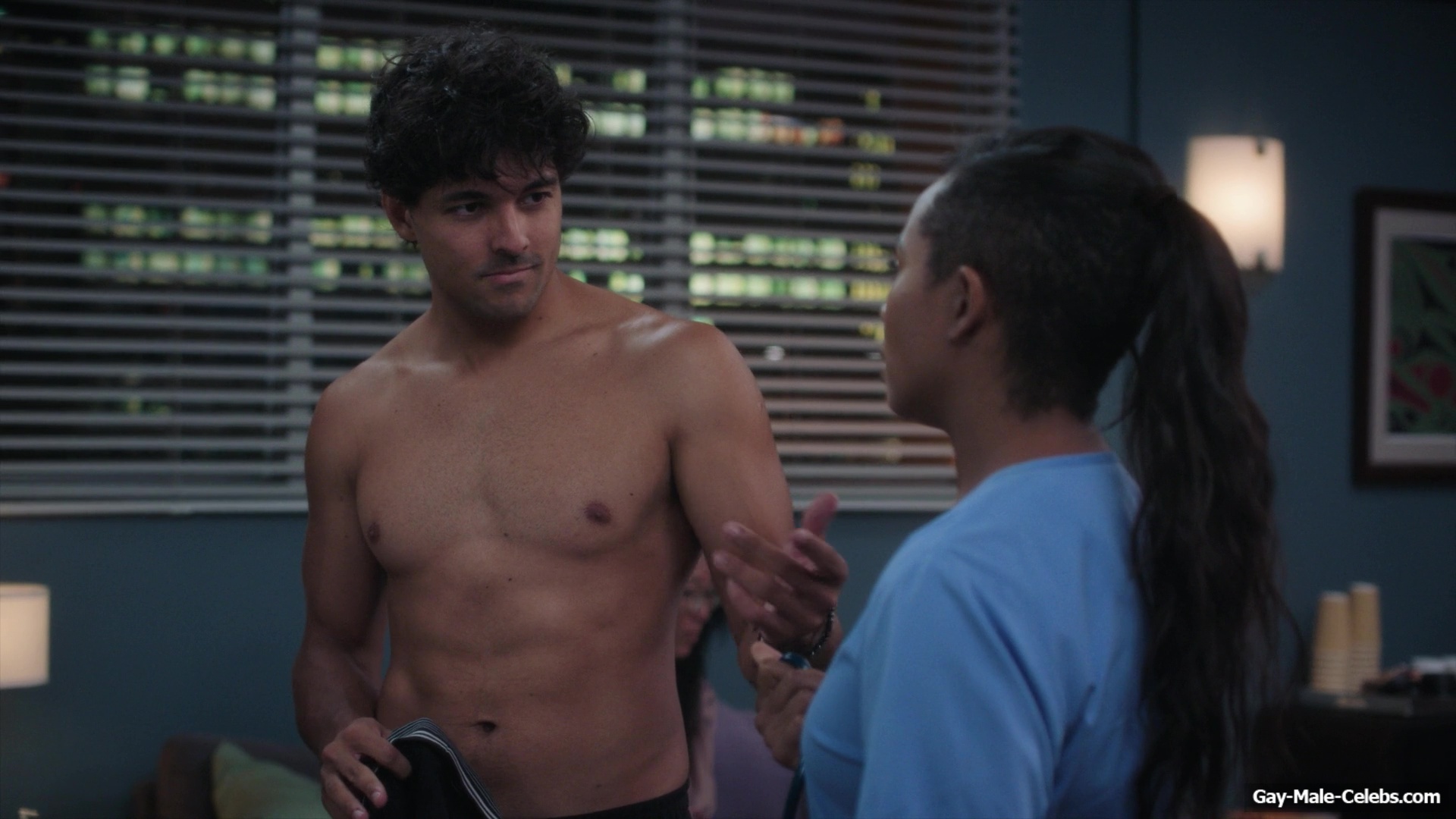 Niko Terho Shirtless And Sexy In Grey's Anatomy