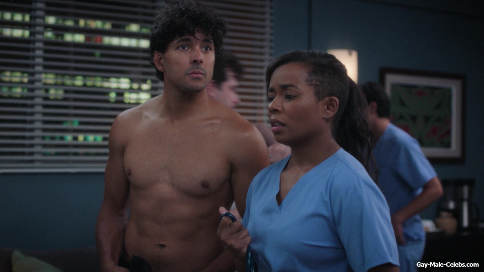 Niko Terho Shirtless And Sexy In Grey's Anatomy