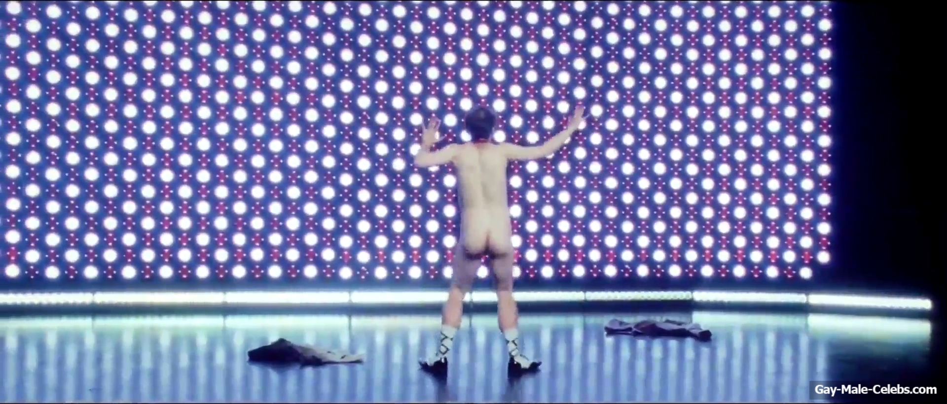 Oliver Westlake Frontal Nude in Every Time I See A Cock I Go Funny