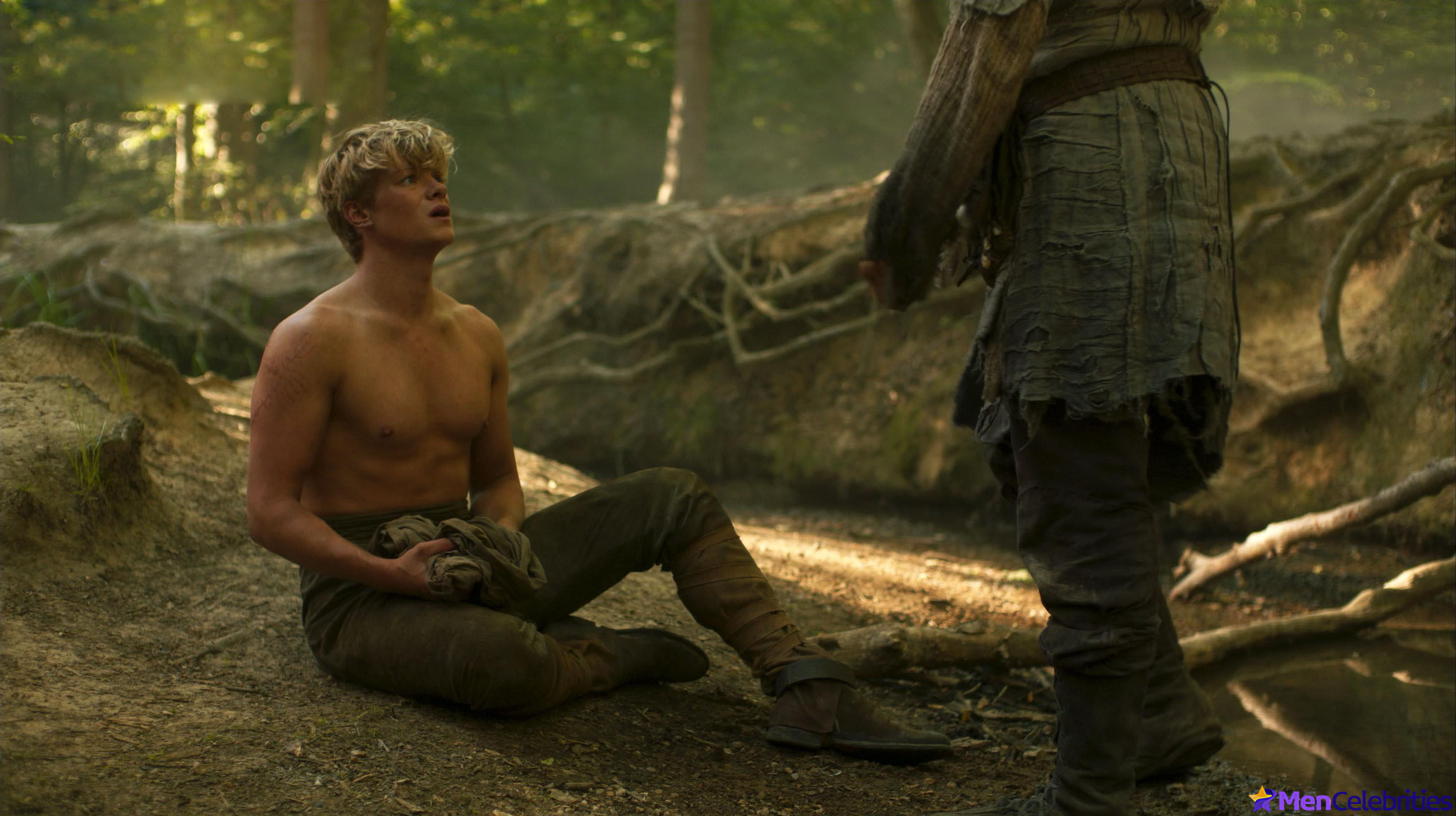 Tom Rhys Harries nude and sex scenes