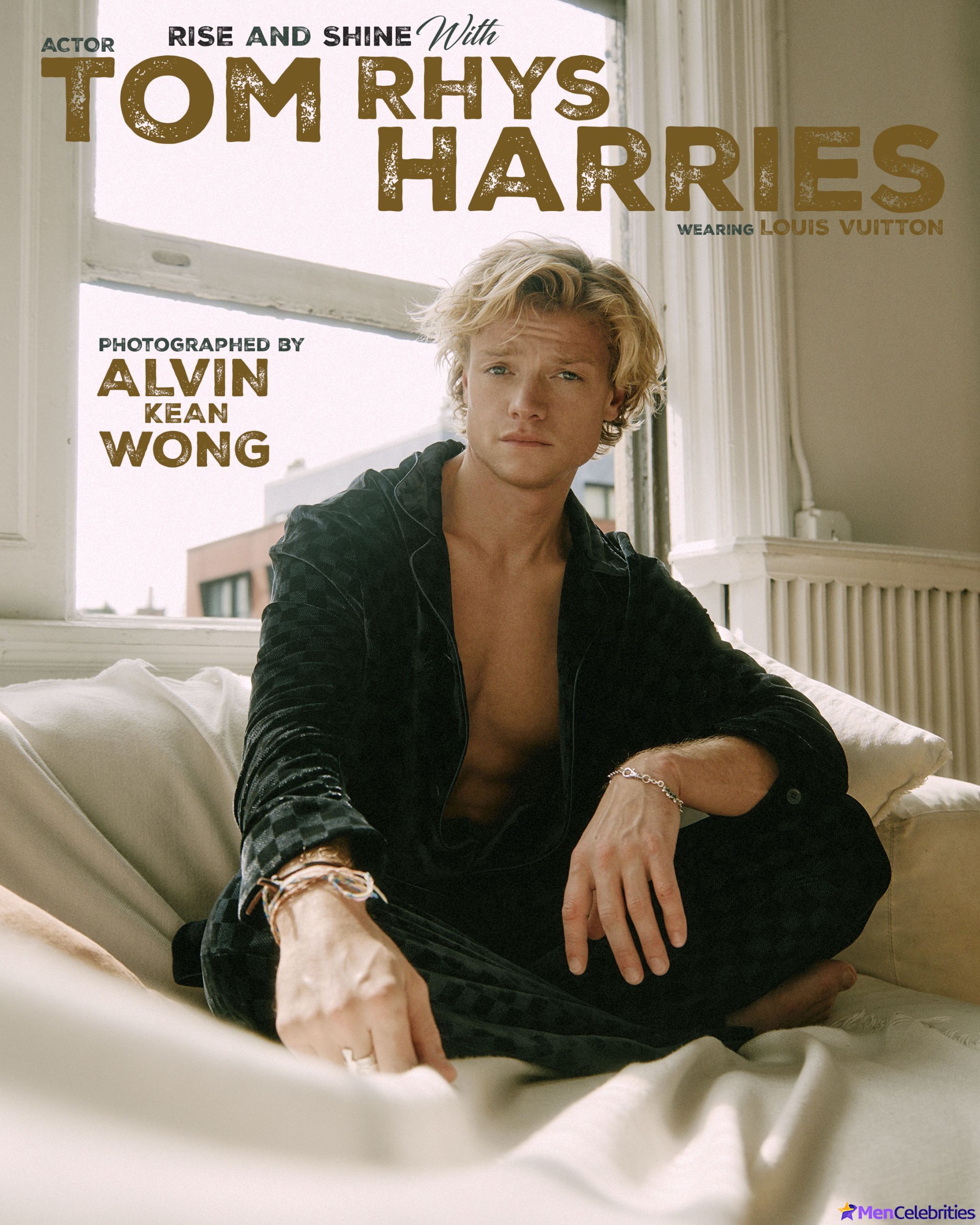 Tom Rhys Harries shirtless and cock bulge pics