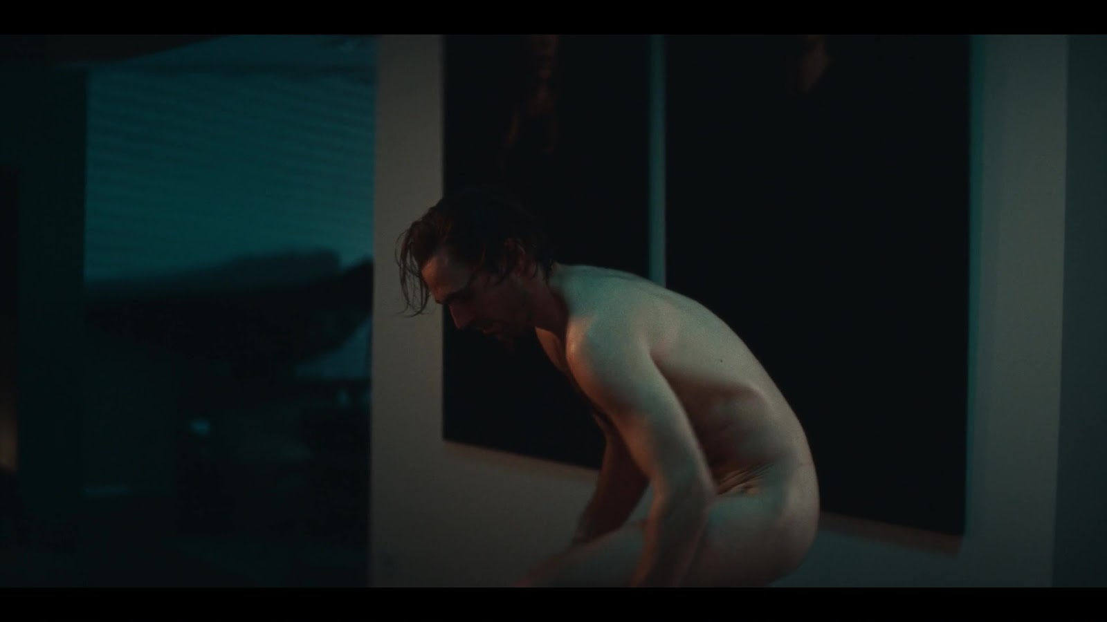 Yoann Gasiorowski Frontal Nude and Underwear Scenes in Paolo