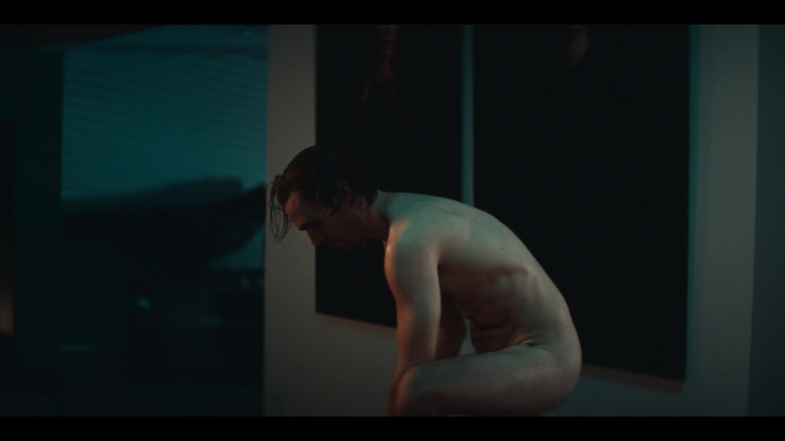 Yoann Gasiorowski Frontal Nude and Underwear Scenes in Paolo