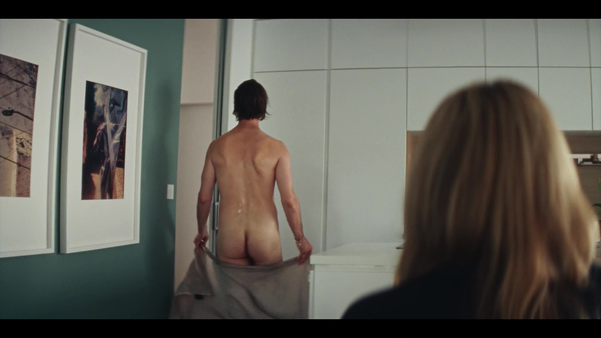Yoann Gasiorowski Nude Ass Scenes in Paolo